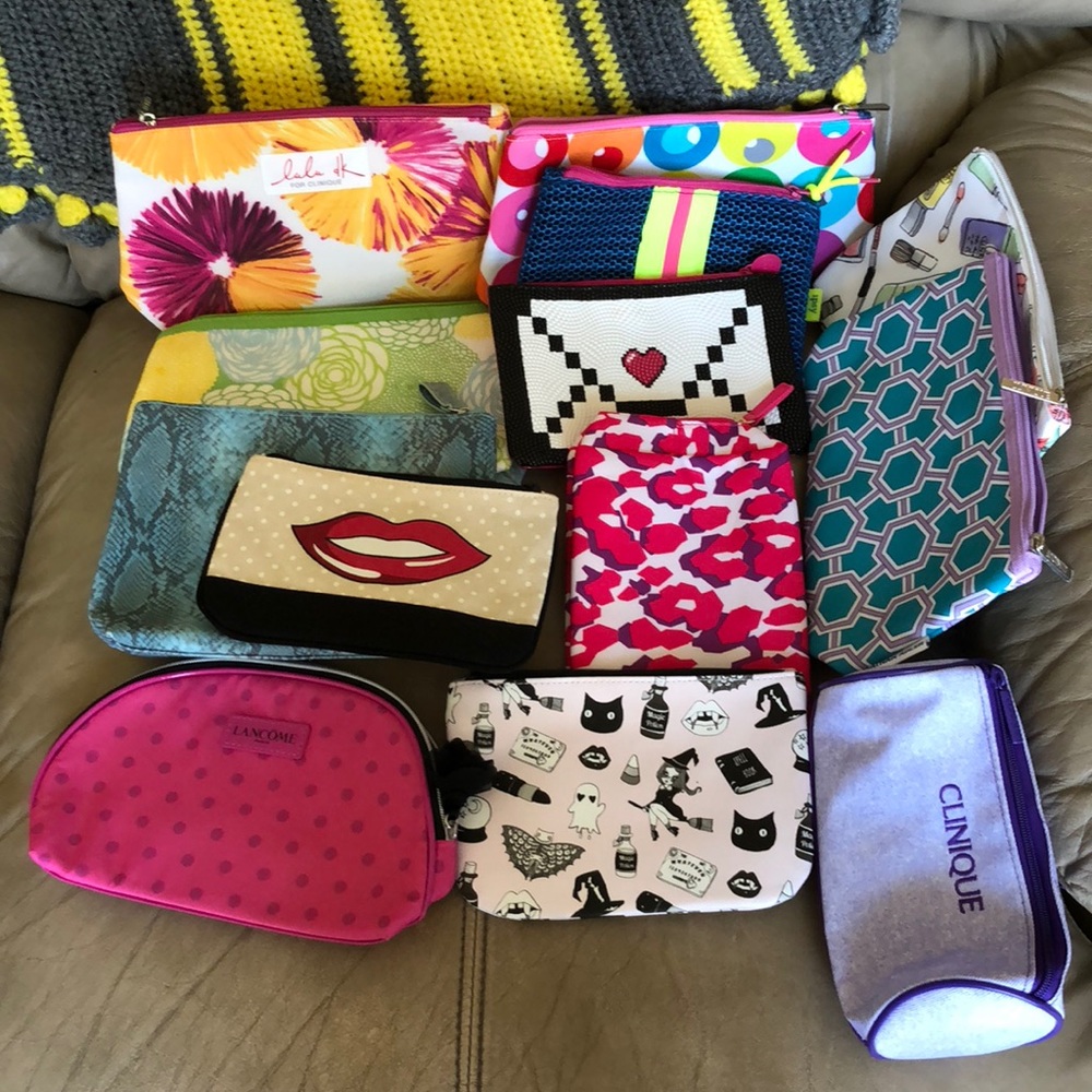 lots of makeup bags!!